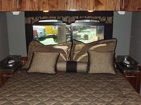 Queen bed, nighstands & more storage