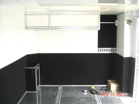 TRAILER INSIDE FRONT