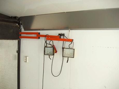 LOADING LIGHTS