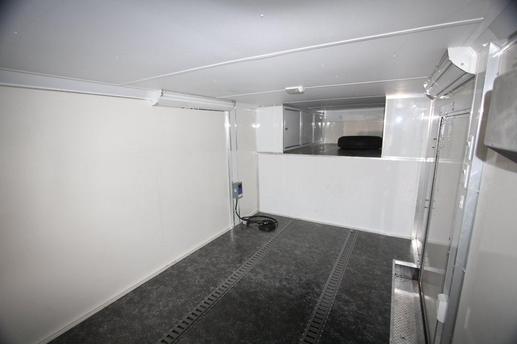 CONTINENTIAL CARGO 48' INTERIOR LOOKING FORWARD